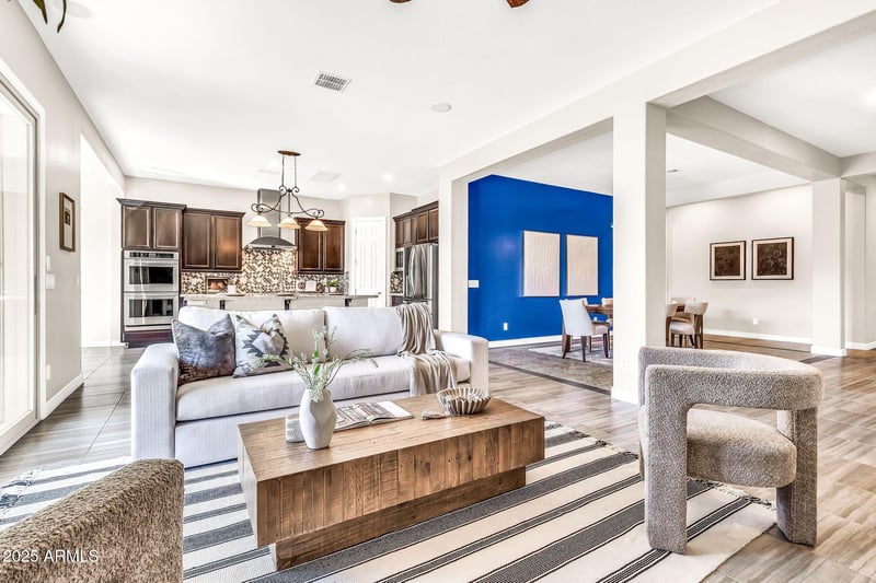 2827 Bellerive Dr, Gilbert, AZ 85298