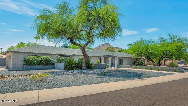 2827 E Evans Dr, Phoenix, AZ 85032