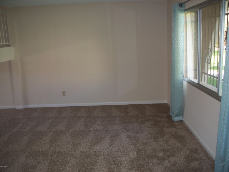 2827 E Fairmount Ave, Phoenix, AZ 85016