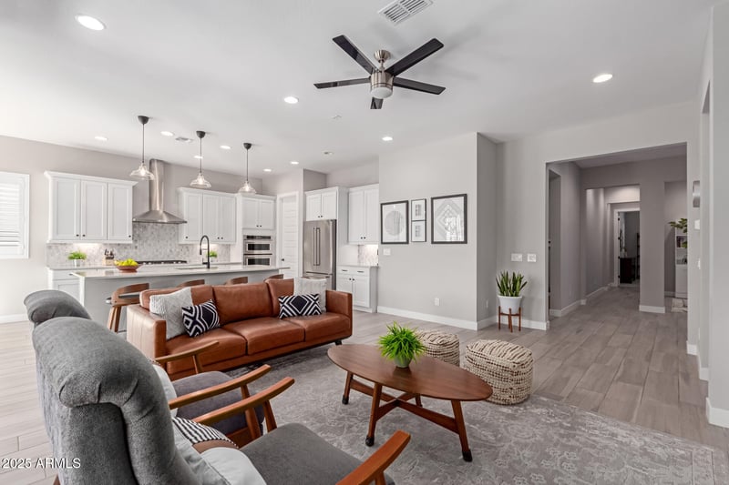 2827 E Robin Ln, Phoenix, AZ 85050