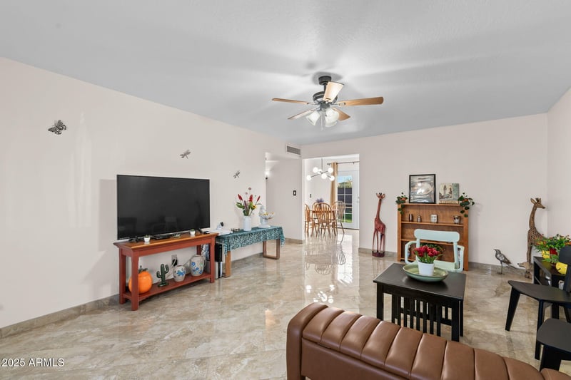 2827 Foothill Dr, Phoenix, AZ 85027