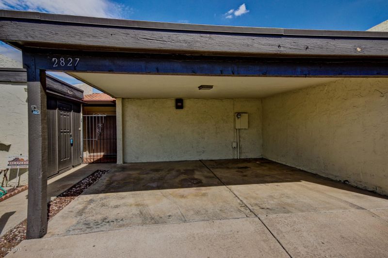 2827 N 49th St, Phoenix, AZ 85008