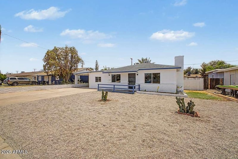 2827 W Cavalier Dr, Phoenix, AZ 85017