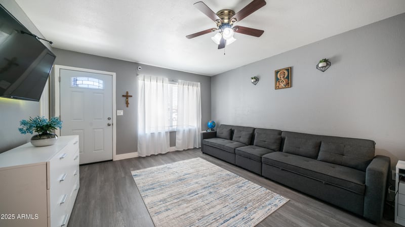 2827 Waltann Ln #3, Phoenix, AZ 85032