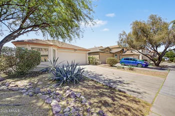 28272 Gold Ln, San Tan Valley, AZ 85143