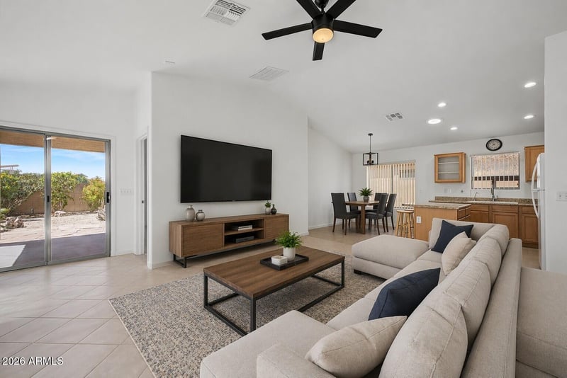 28272 Gold Ln, San Tan Valley, AZ 85143