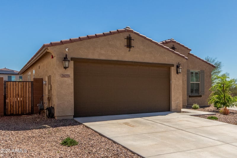 28273 132nd Ln, Peoria, AZ 85383