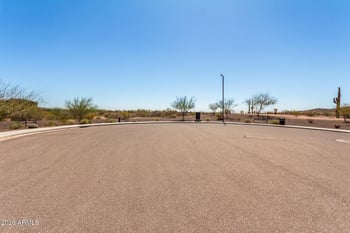 28273 132nd Ln, Peoria, AZ 85383