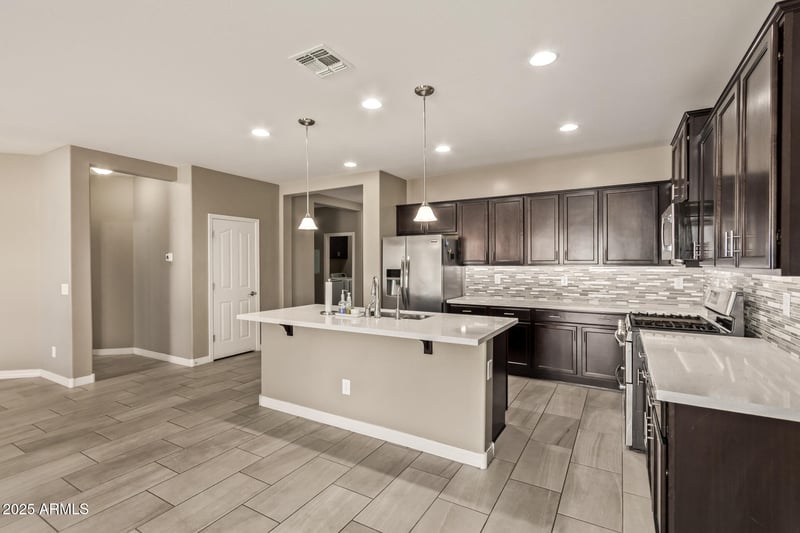 28273 Welton Pl, San Tan Valley, AZ 85143