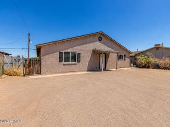 2828 E Chipman Rd, Phoenix, AZ 85040