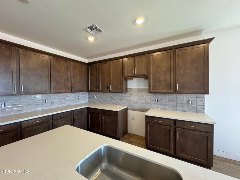 2828 Mecklenburg Way, San Tan Valley, AZ 85143