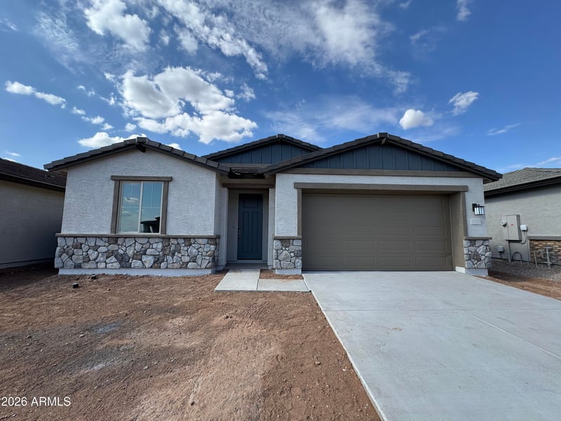 2828 E Mecklenburg Way, San Tan Valley, AZ 85143