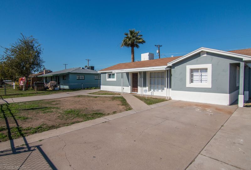 2828 W Montecito Ave, Phoenix, AZ 85017