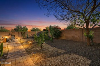 2829 Park View Ln, Phoenix, AZ 85024