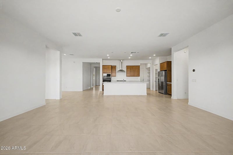 283 Floyd Dr, San Tan Valley, AZ 85140