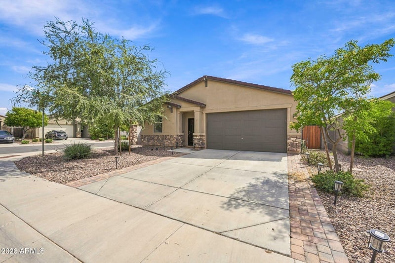 283 W Nikita Dr, San Tan Valley, AZ 85140