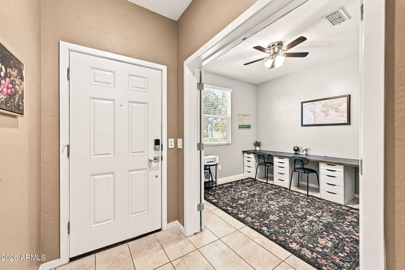 283 W Nikita Dr, San Tan Valley, AZ 85140