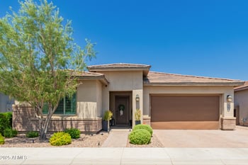 2830 Crest Ln, Phoenix, AZ 85050