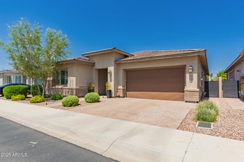 2830 Crest Ln, Phoenix, AZ 85050