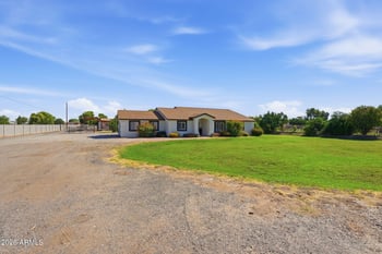 2830 Ryan Rd, Gilbert, AZ 85297