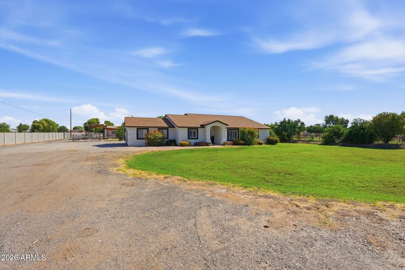 2830 E Ryan Rd, Gilbert, AZ 85297