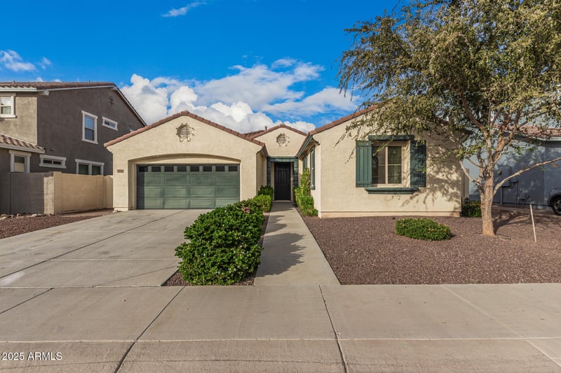 2830 Presidio St, Mesa, AZ 85213