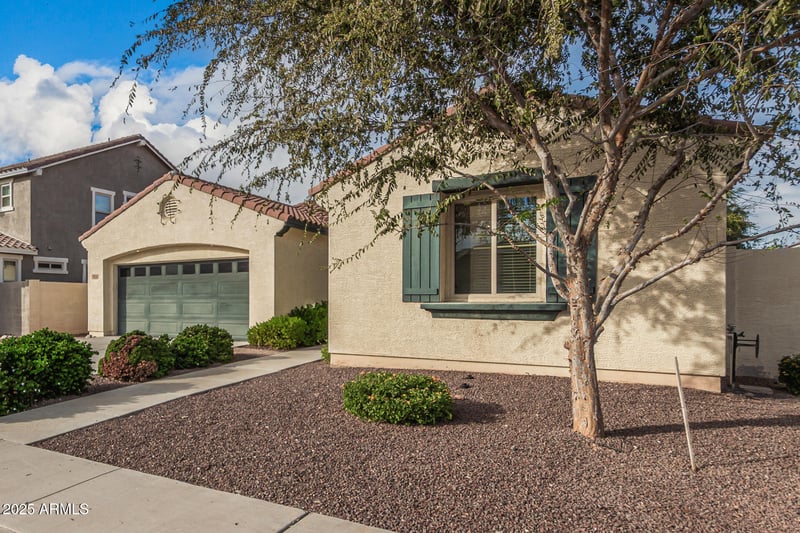2830 Presidio St, Mesa, AZ 85213