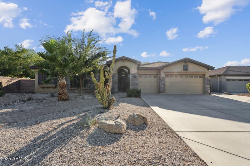 2830 Riata Ct, Gilbert, AZ 85295