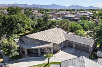 2830 Harvest Groves Ln, Phoenix, AZ 85041