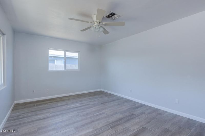 2830 W Keim Dr, Phoenix, AZ 85017