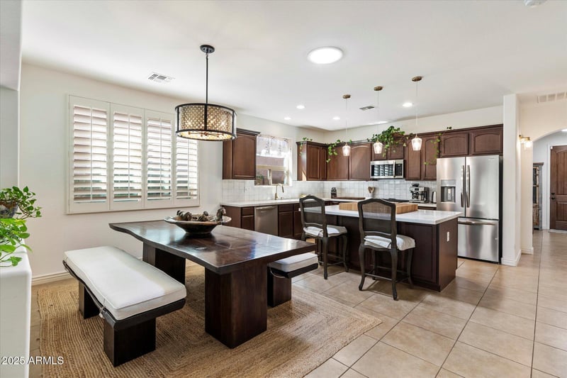 28305 44th Way, Cave Creek, AZ 85331