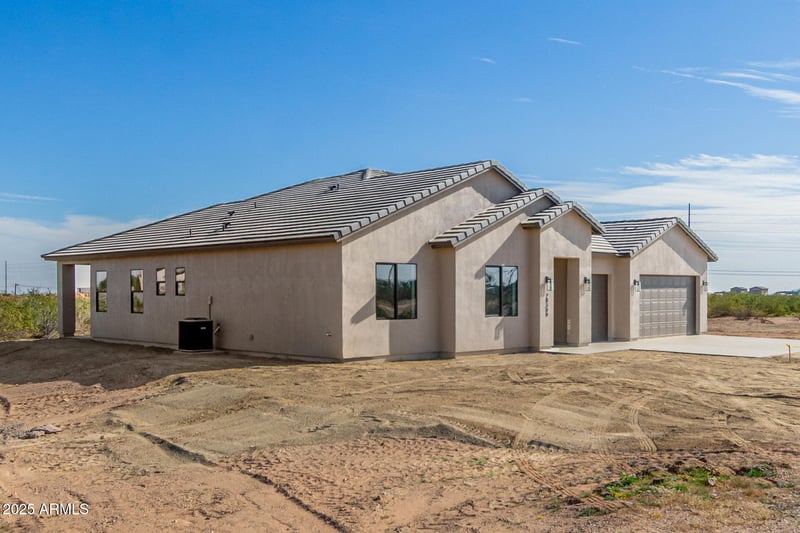 28309 220th Dr, Wittmann, AZ 85361