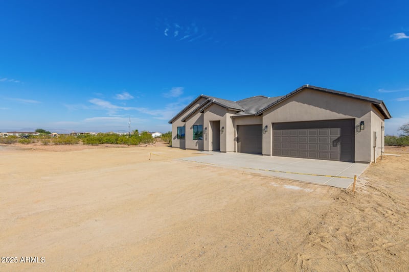 28309 220th Dr, Wittmann, AZ 85361