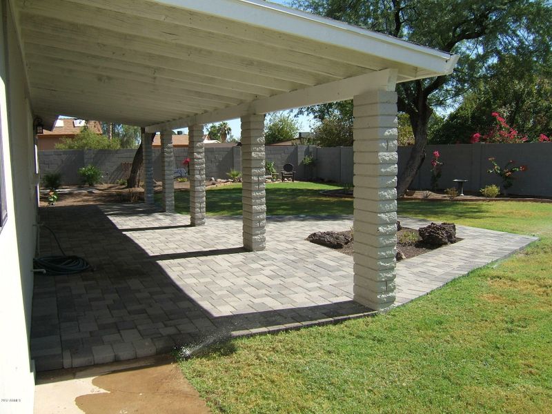 2831 E Louise Dr, Phoenix, AZ 85032