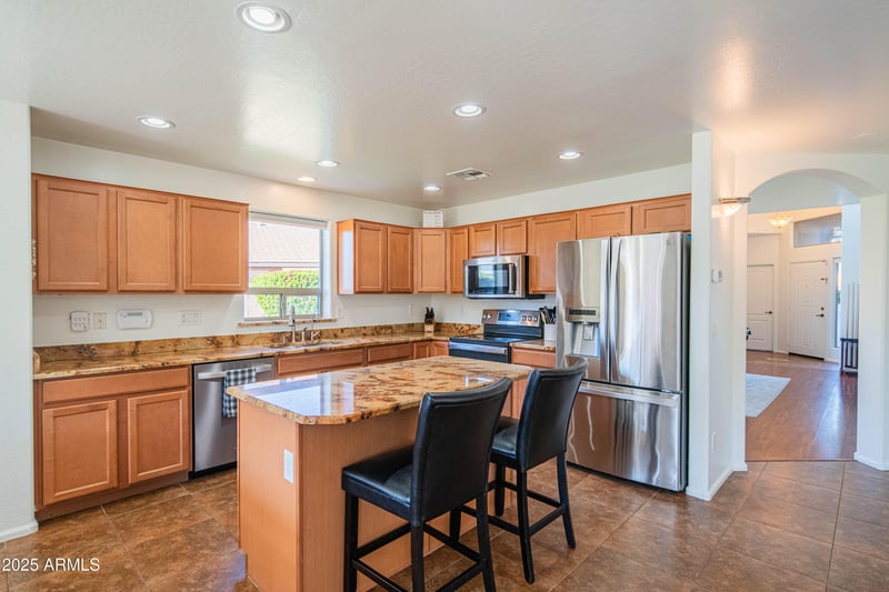 2831 Jj Ranch Rd, Phoenix, AZ 85024