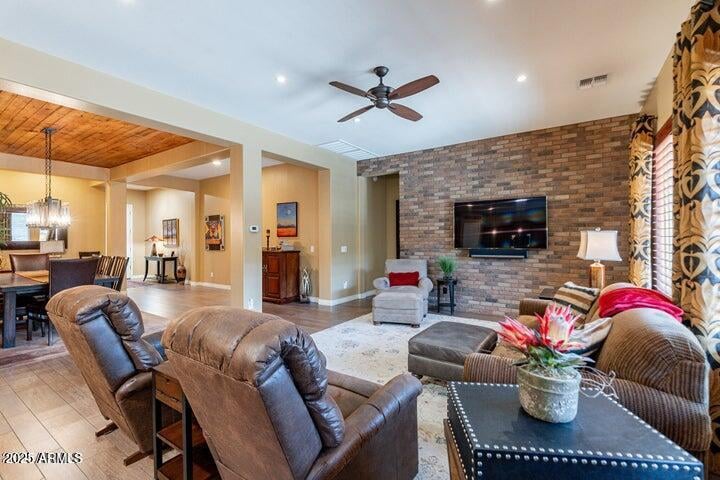 2831 Odessa St, Mesa, AZ 85213