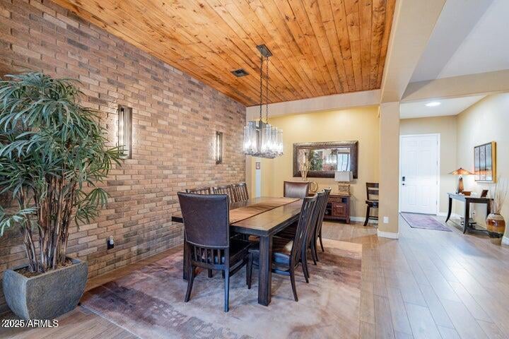 2831 Odessa St, Mesa, AZ 85213