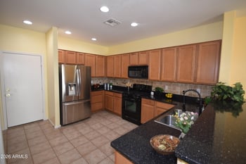 28319 Desert Native St, San Tan Valley, AZ 85143