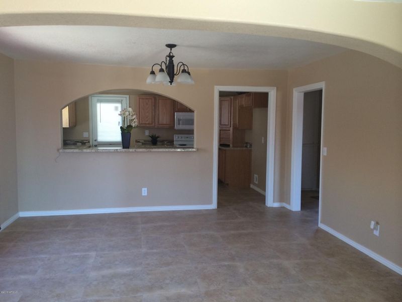 2832 E Roeser Rd, Phoenix, AZ 85040