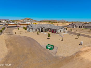 28324 Varnum Rd, San Tan Valley, AZ 85143
