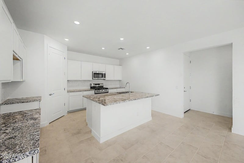 2833 E Mecklenburg Way, San Tan Valley, AZ 85143