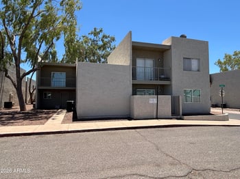 2833 E Paradise Ln, Phoenix, AZ 85032