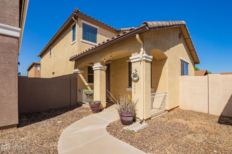 2833 N 73rd Dr, Phoenix, AZ 85035