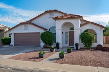 2833 Renee Dr, Phoenix, AZ 85050