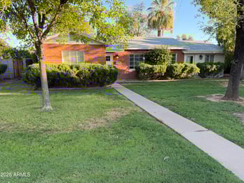 2834 Avalon Dr, Phoenix, AZ 85016