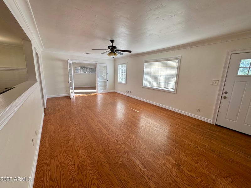 2834 Avalon Dr, Phoenix, AZ 85016