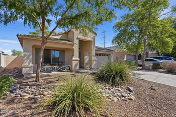 2834 E Saguaro Park Ln, Phoenix, AZ 85024