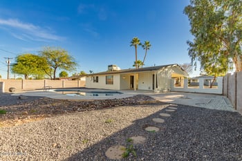 2834 Shangri La Rd, Phoenix, AZ 85028