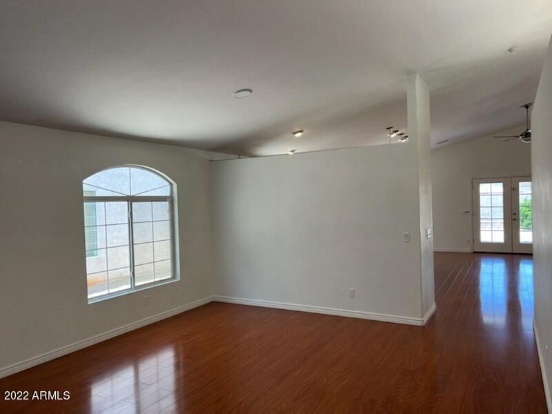 2834 W Sunland Ave, Phoenix, AZ 85041