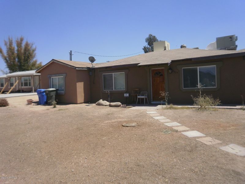 2835 E Danbury Rd, Phoenix, AZ 85032